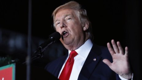 Китай плени US дрон в морето. Тръмп: Дръжте си го!