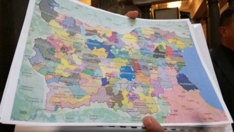 Картата на Слави: 231 депутати от BG, 3 от Турция, 1 от Англия...  