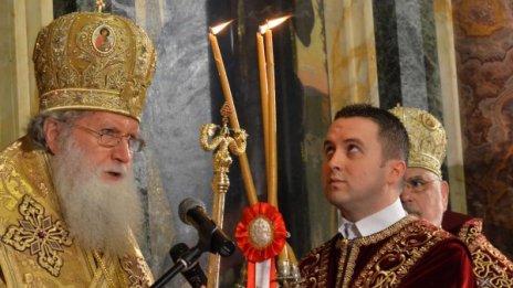 За Рождество: Мир, надежда, светлина, живот&hellip;