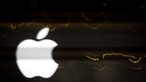По Коледа в САЩ – Apple би Samsung