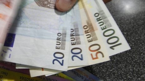 Суданци злоупотребили с помощите за бежанци в Германия