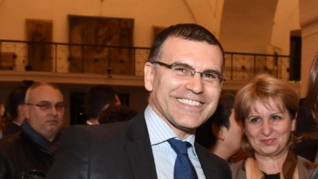 Прокуратурата издирва Дянков, повдига му обвинение