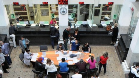 Данъчен ентусиаст: Първата подадена декларация – в 0:19!
