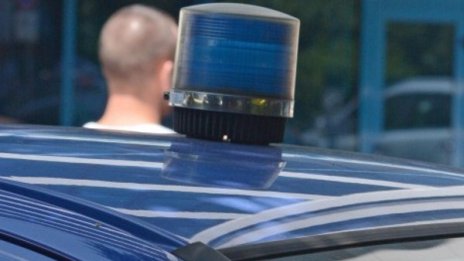 Пияни ирландци вилняха в бар в Банско, арестуваха ги