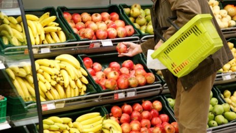 Унищожиха 1,5 т храна след празниците. Негодна била