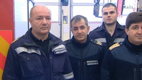 Екип, приятели, добряци... пожарникарите от Люлин