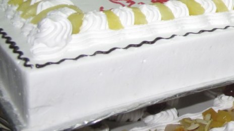 Баба Радка празнува 102 с широка усмивка