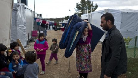 Разбиха мрежа за трафик на хора, и български трафиканти вътре