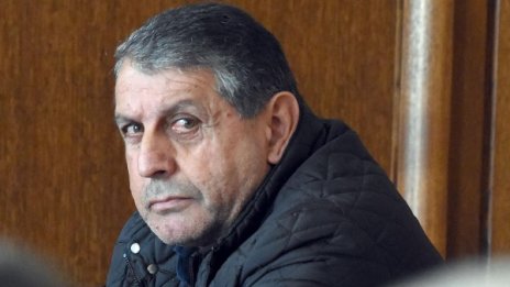 За Бат Сали, който плаши катаджии: 3 бона и... условно
