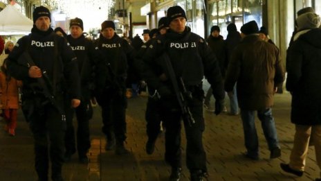 Арестуваха мъж, готвил атентат във Виена