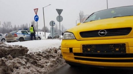 Катаджиите вече свалят номерата на колите на нарушители