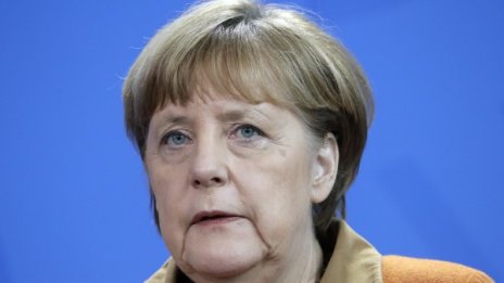 Меркел призова да се търсят компромиси с Тръмп 