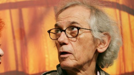 Кристо се отказа от проект в знак на протест срещу Тръмп