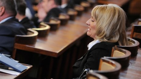 Баракова на финала: Политиката взе от спокойствието ми!  