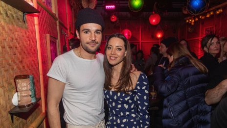 Обри Плаза е бременна с първото си дете