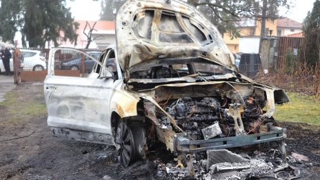 Има петима задържани за палежа в дома на кмета на Бистрица