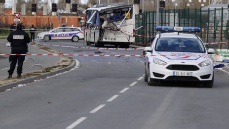 Над 60 пострадали при катастрофа край Париж