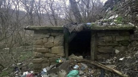 Кварталът на бездомните &ndash; кухня, стая и мъка под земята