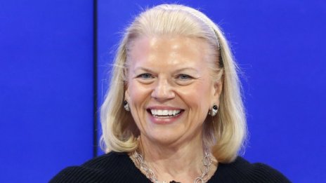 IBM позлати шефката си, бонусът й – $4,95 млн. 