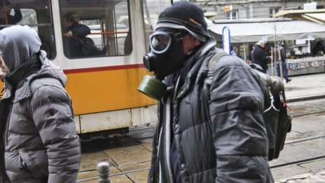Мръсен въздух в София? Общината хем я сърби, хем я боли