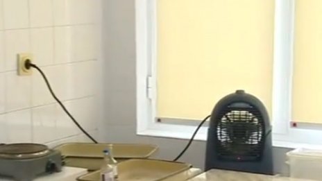 Драмата с парното: Окръжна болница мина на духалки