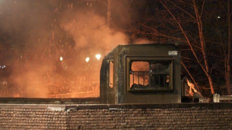 След пламъци в Дюлино – баба с опасност за живота