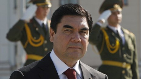 Бердимухамедов – зъболекарят, който оглави Туркменистан