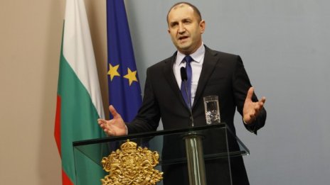 Радев си взе за съветници хора на Плевнелиев 