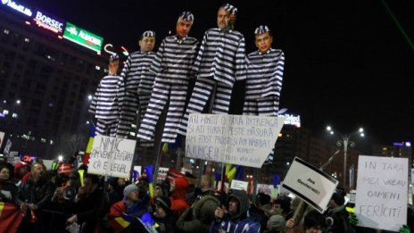 Над 10 000 души на протест за 11-и пореден ден в Румъния