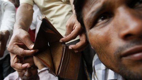 Австрия ни връща афганистанско семейство на лекар с две деца