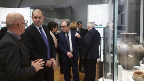 Радев обеща: Институциите ще подкрепят талантливите