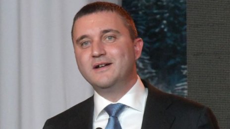 ГЕРБ vs. кабинета "Герджиков": Разчиства терена на БСП