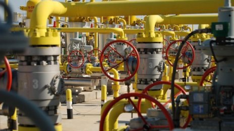 КЕВР иска "Булгаргаз" да търси резерви срещу скока на газа 