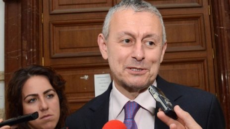 Паси срещу бавенето на кандидатурата ни за еврокомисар