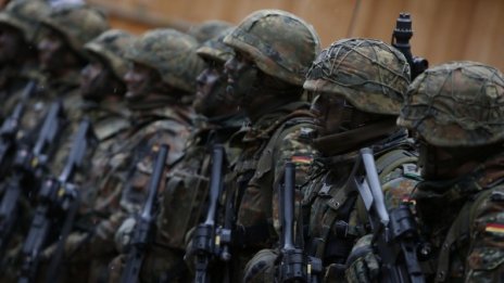 Германия увеличава армията си до 200 000 войници