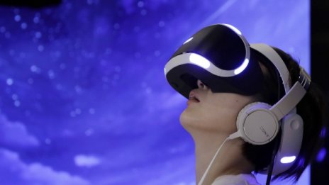 Очилата за виртуална реалност на Sony се продават на кило