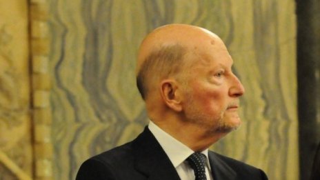 След толкова много изпитания... сега било време за единство