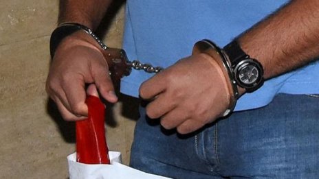 Белезници за двама от Сливен, произвеждали метамфетамин
