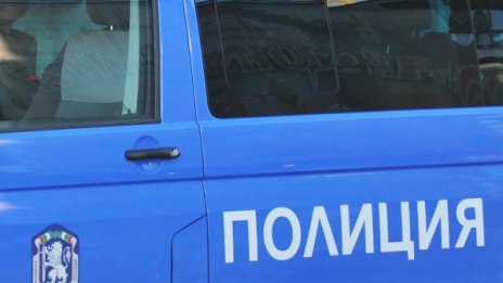 Мотоциклетист се блъсна в кола, почина от раните си