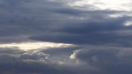 И днес ще вали, но по-слабо, температурите между 6° – 11°