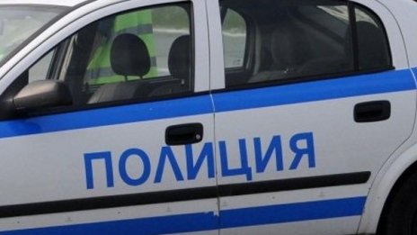 Късо съединение причинило пожара в полицейската кола в Симитли