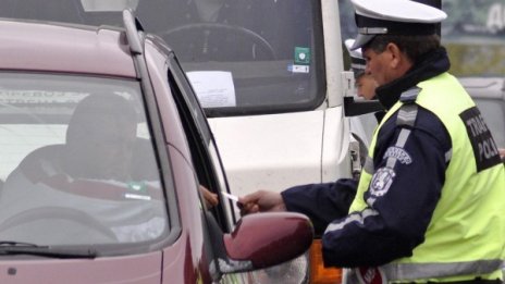 КАТ няма спирка, 163 коли без регистрация за седмица