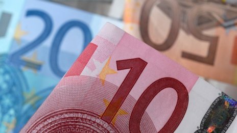 Инфлацията спира падането на лихвите по фирмени кредити