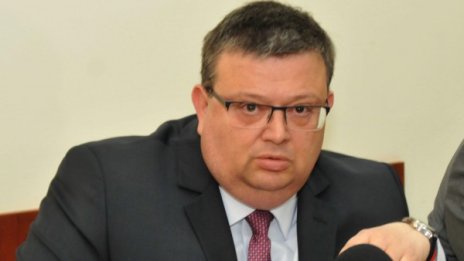 Цацаров ясен: Блокадата на границата няма как да се толерира!