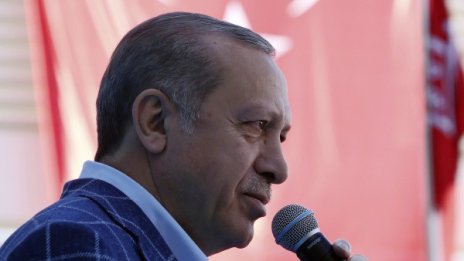 Шойбле: Реториката на Ердоган затруднява интеграцията!