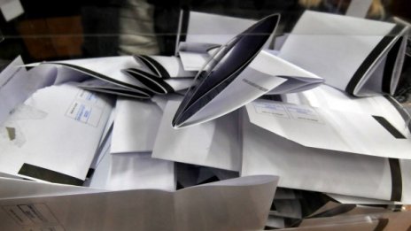 ГЕРБ задържа 5% пред БСП, РБ остава на ръба