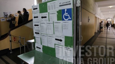 ЦИК наново обработва протоколите от изборите 