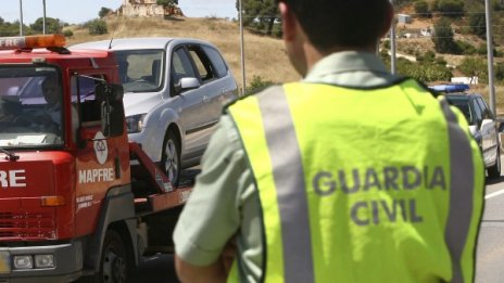 Португалия временно връща контрола по границите