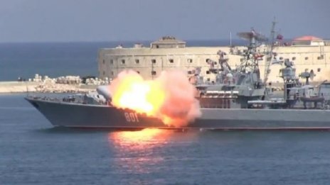 Инцидент във Варна: Взриви се кораб, дошъл за ремонт