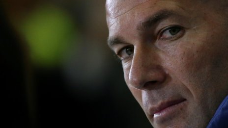 Смут в Испания: Реал гони Зидан и взима... Венгер?